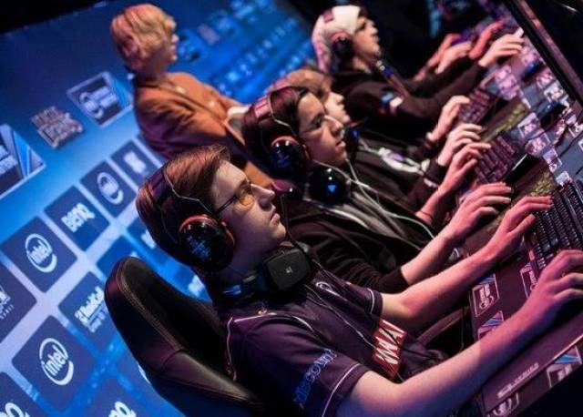 竞技的包容 竞技的包容