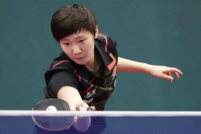 届比赛中 届比赛中