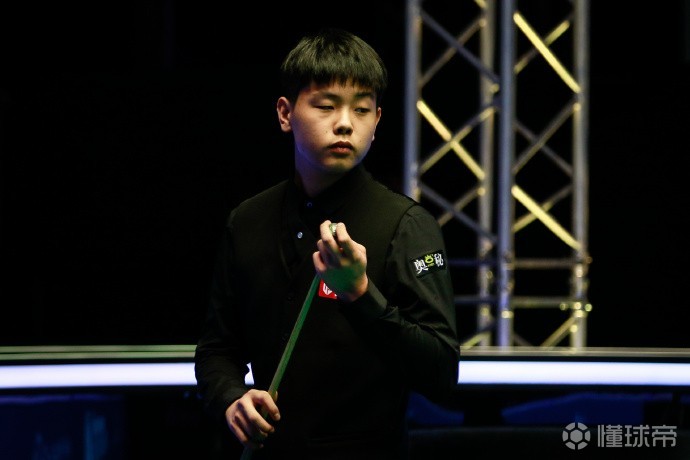 他不仅在进 他不仅在进